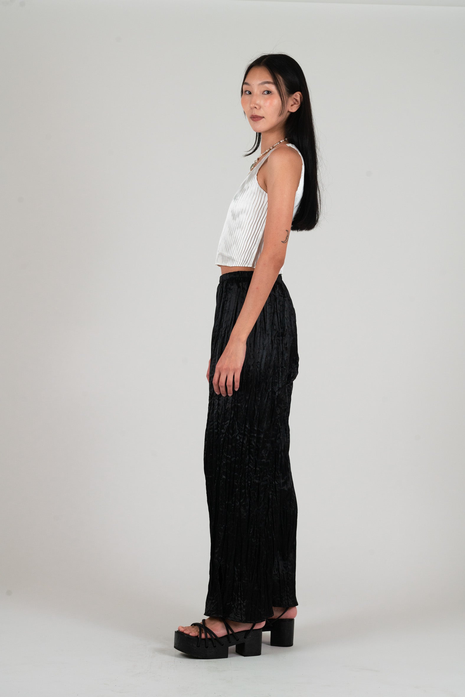 NIN STUDIO LOW TANK PEARL 02