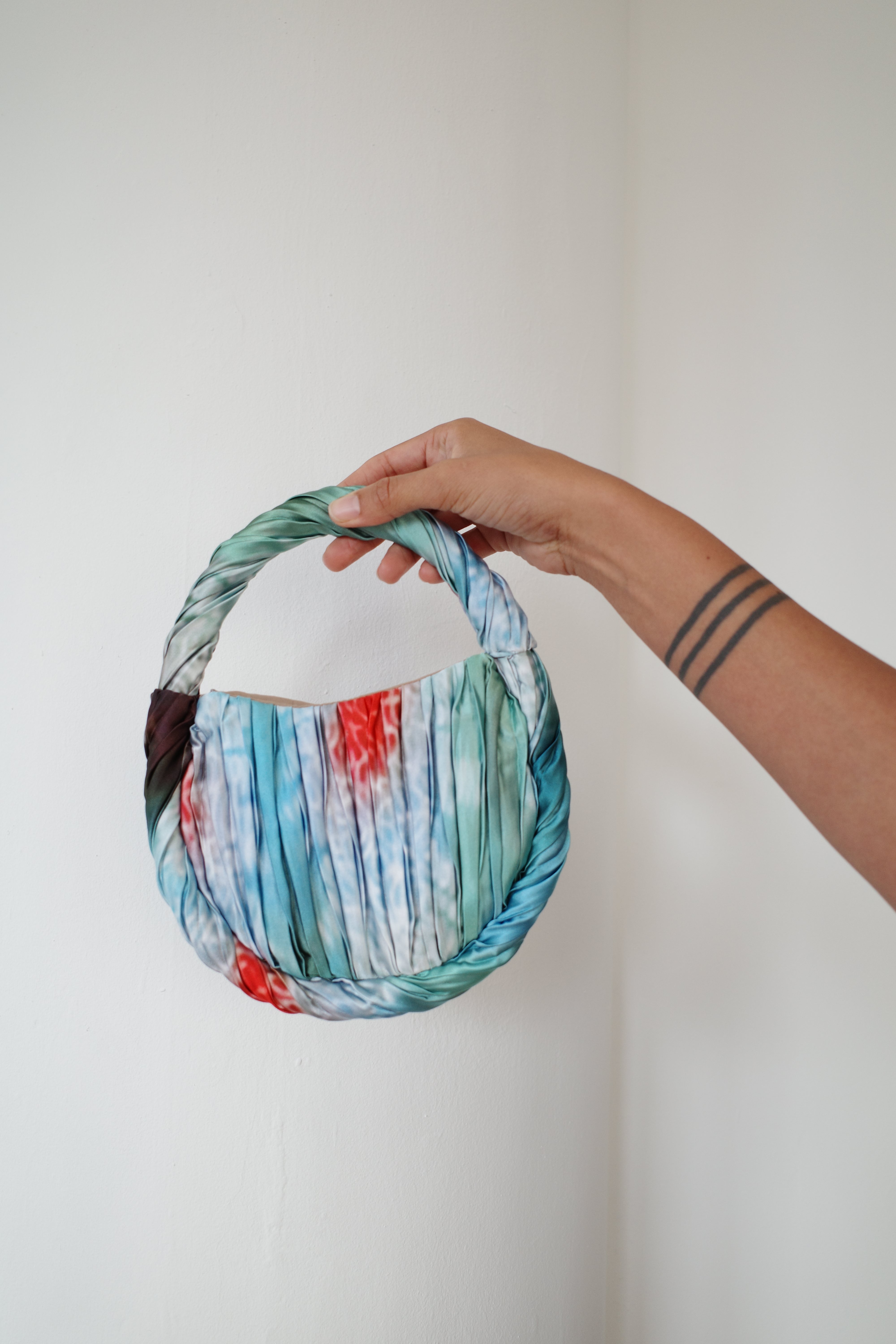 NIN STUDIO HANDBAG URCHIN ANGEL 1