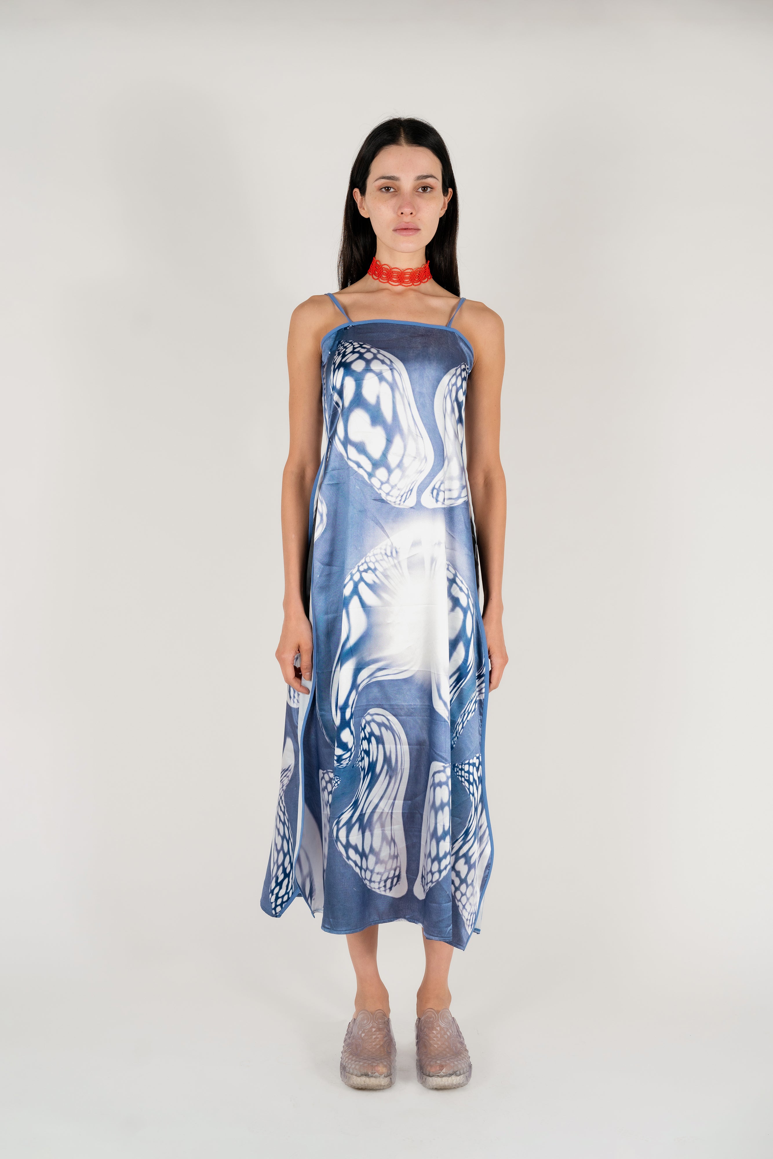 NIN_STUDIO_OVER_DRESS_STELLAR_RAYS_1