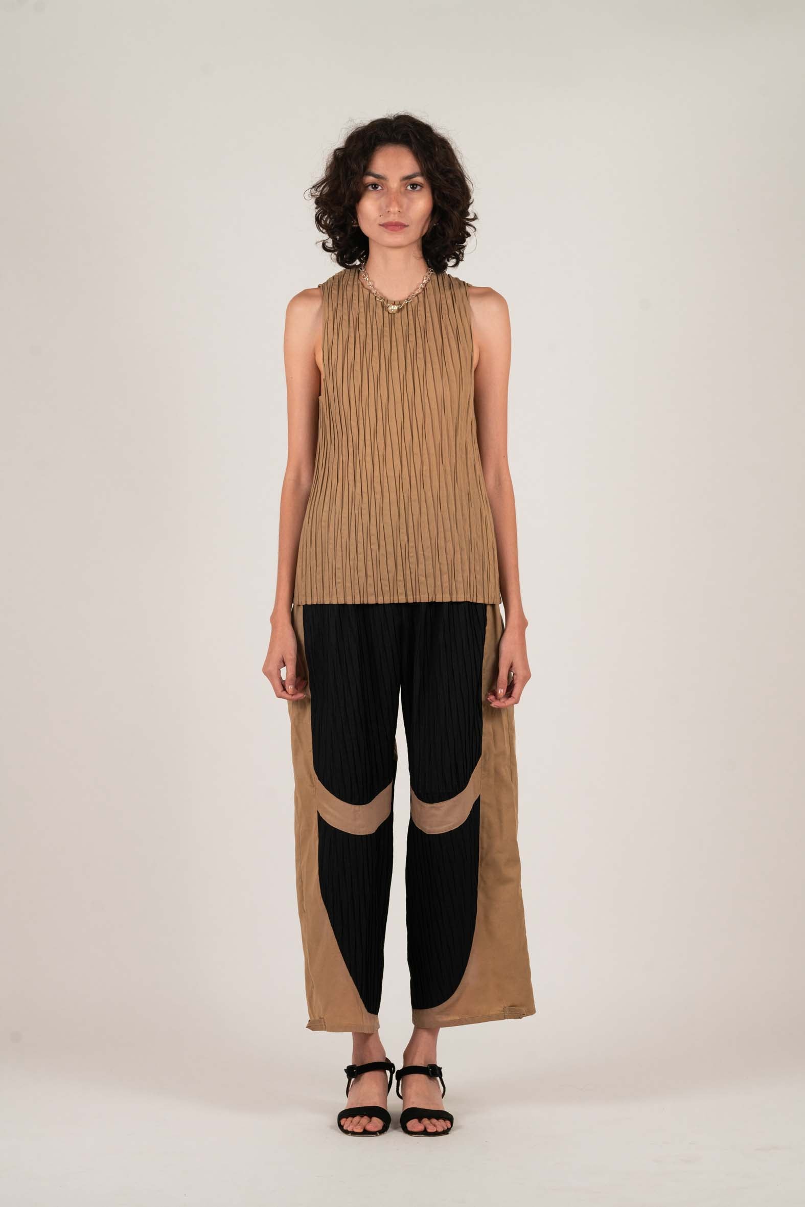 NIN STUDIO SPACE TANK SS25 BEIGE 1