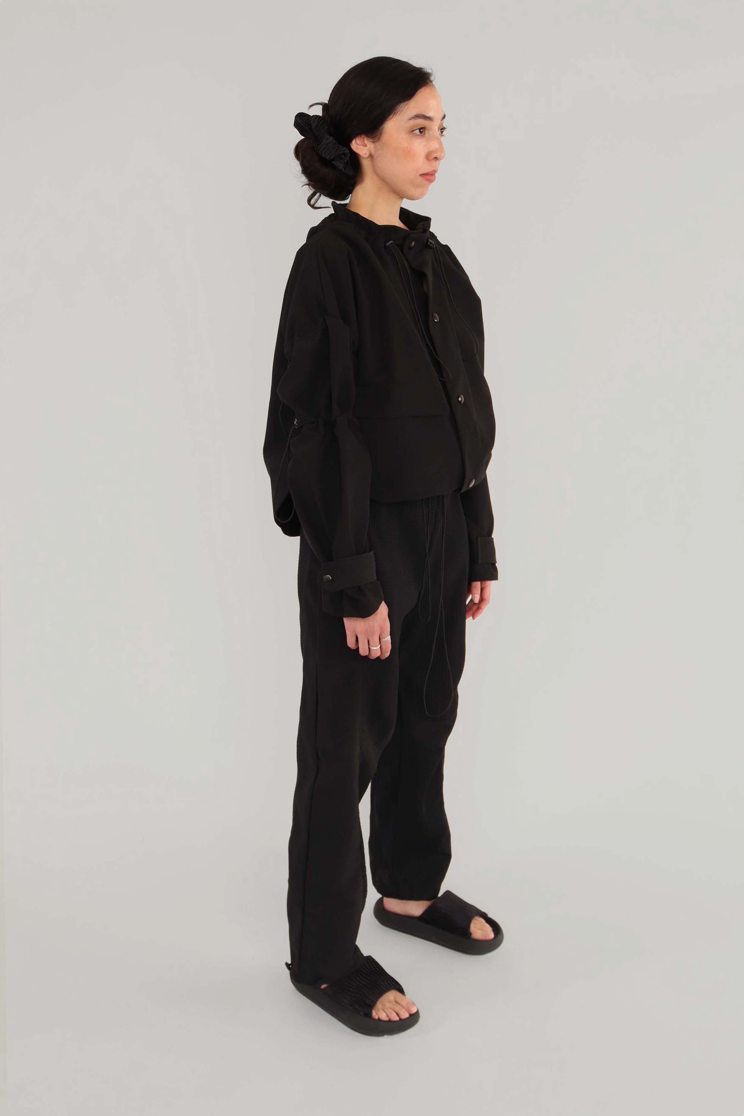 NIN STUDIO BOAT JACKET CROPPED BLACK- 2