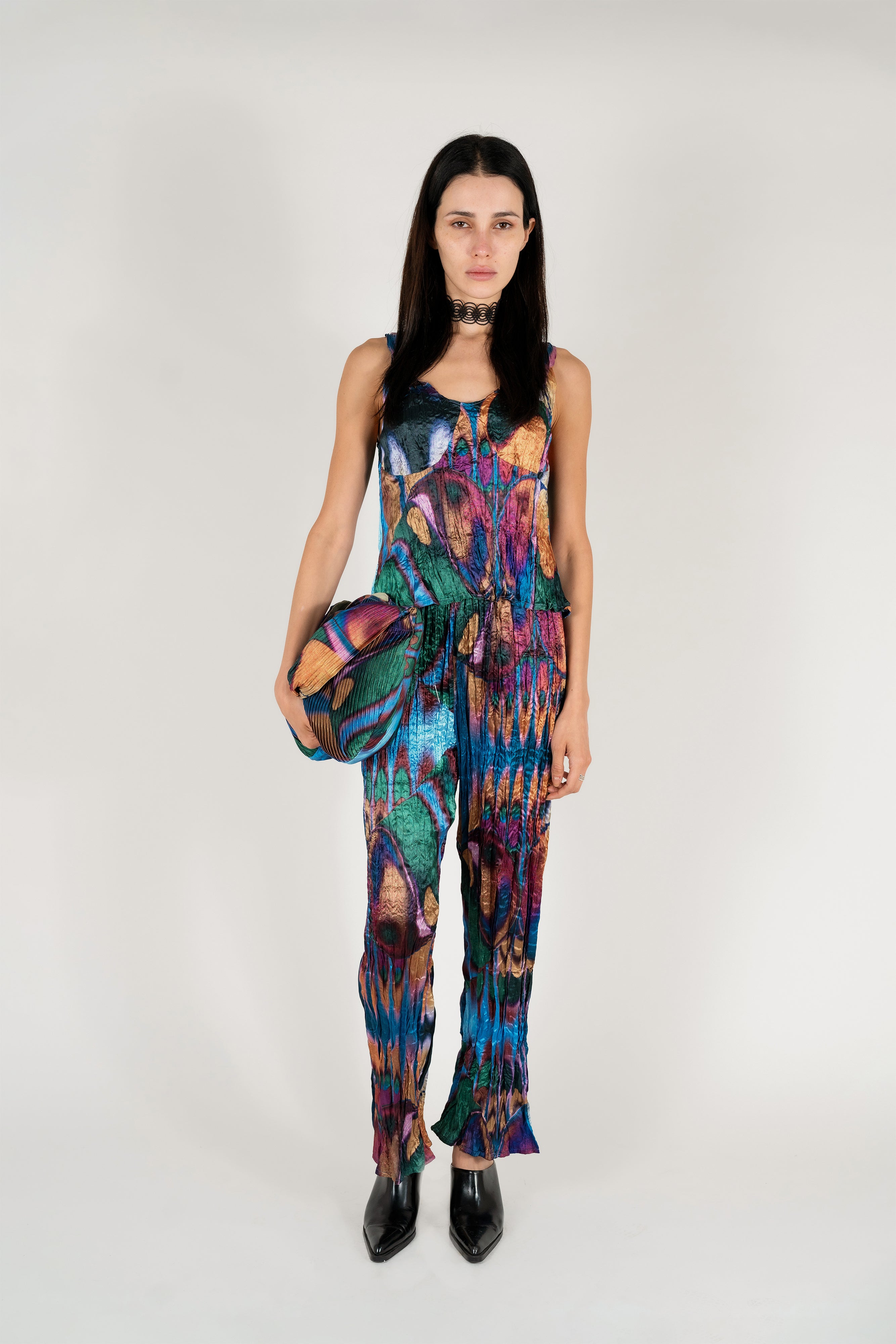 NIN_STUDIO_CRINKLE_PANTS_PRISMATIC_GROUND_1