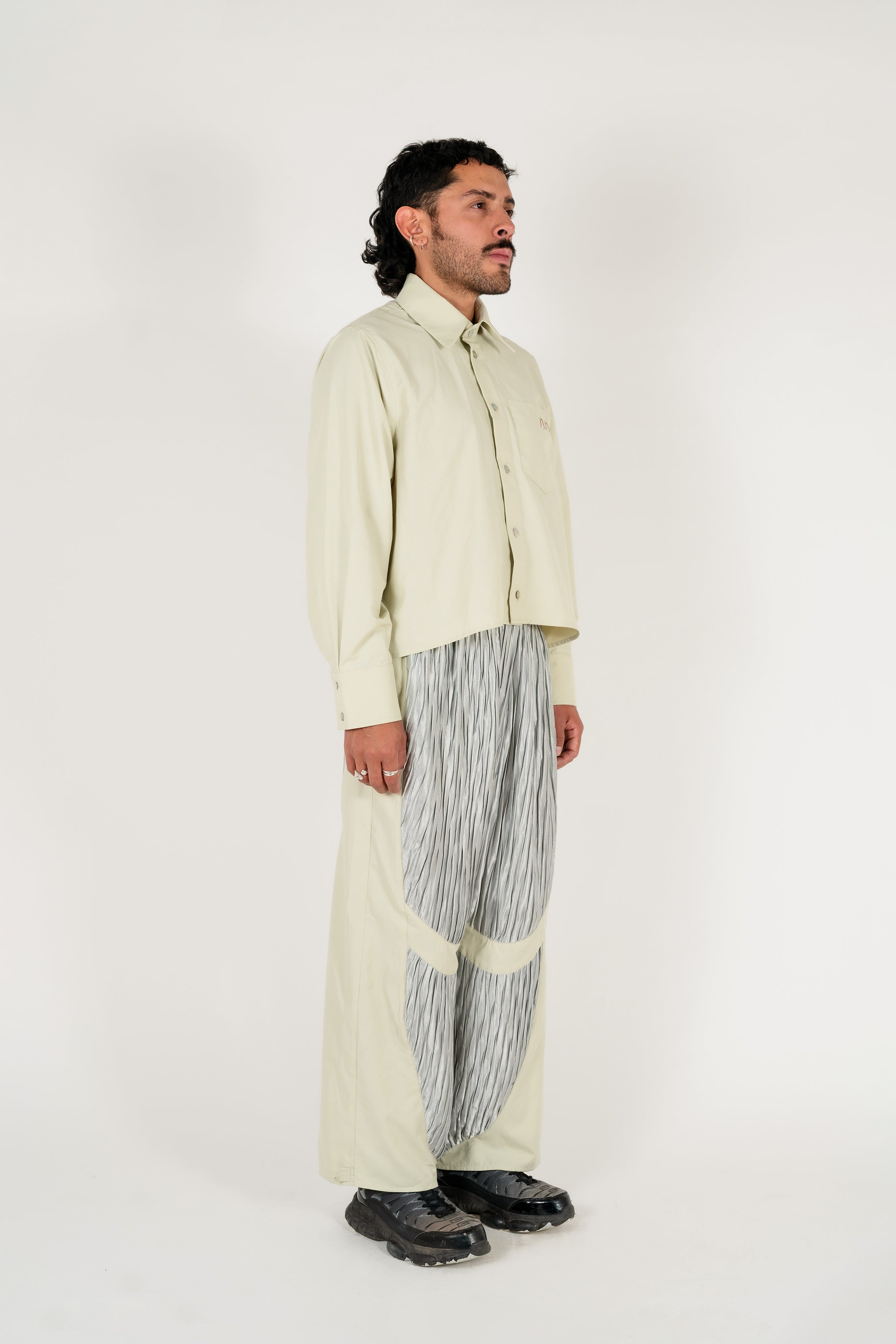 NIN_STUDIO_ECHO_SHIRT_LIGHT_GREEN_2