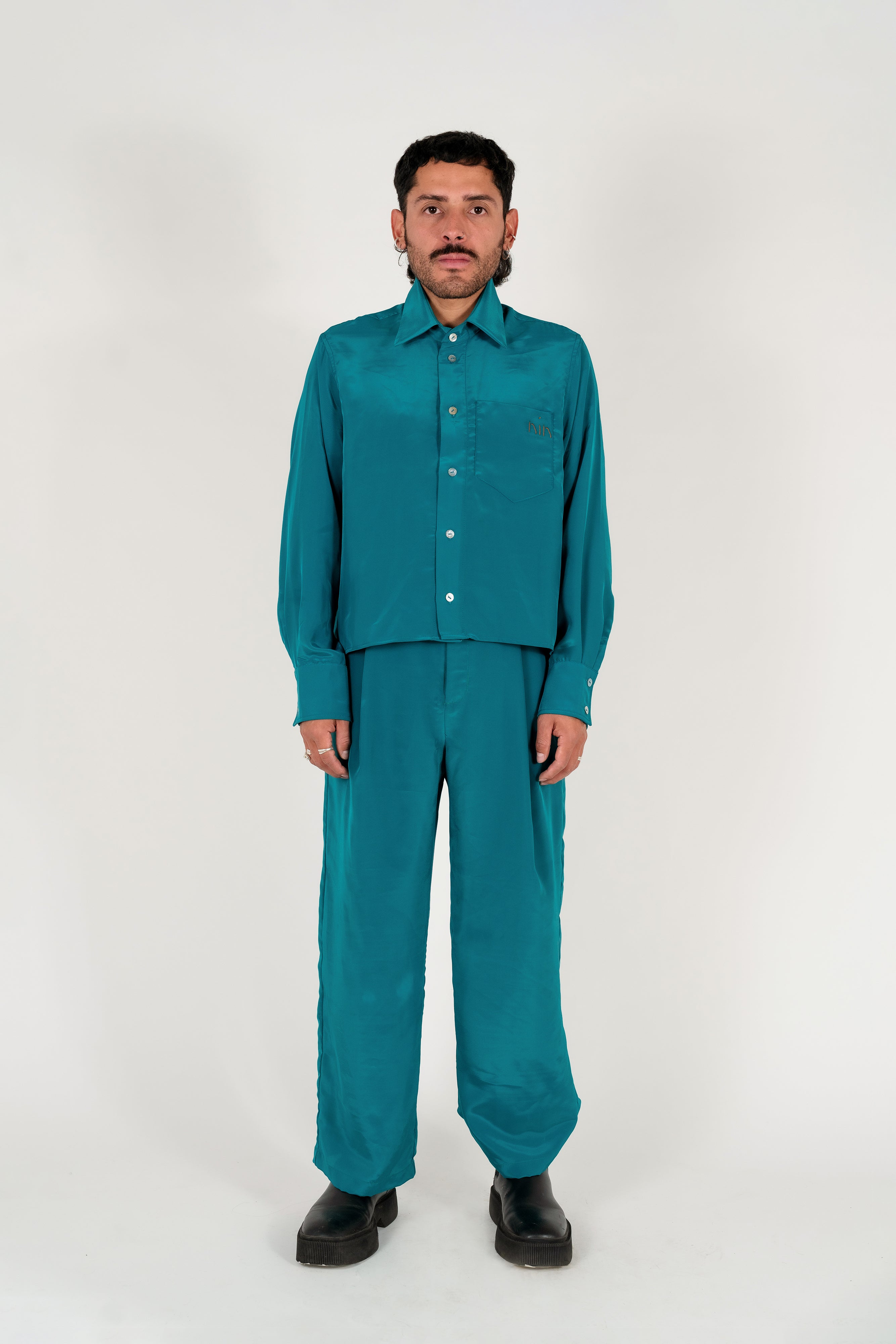 NIN_STUDIO_ECHO_SHIRT_TURQUOISE_1