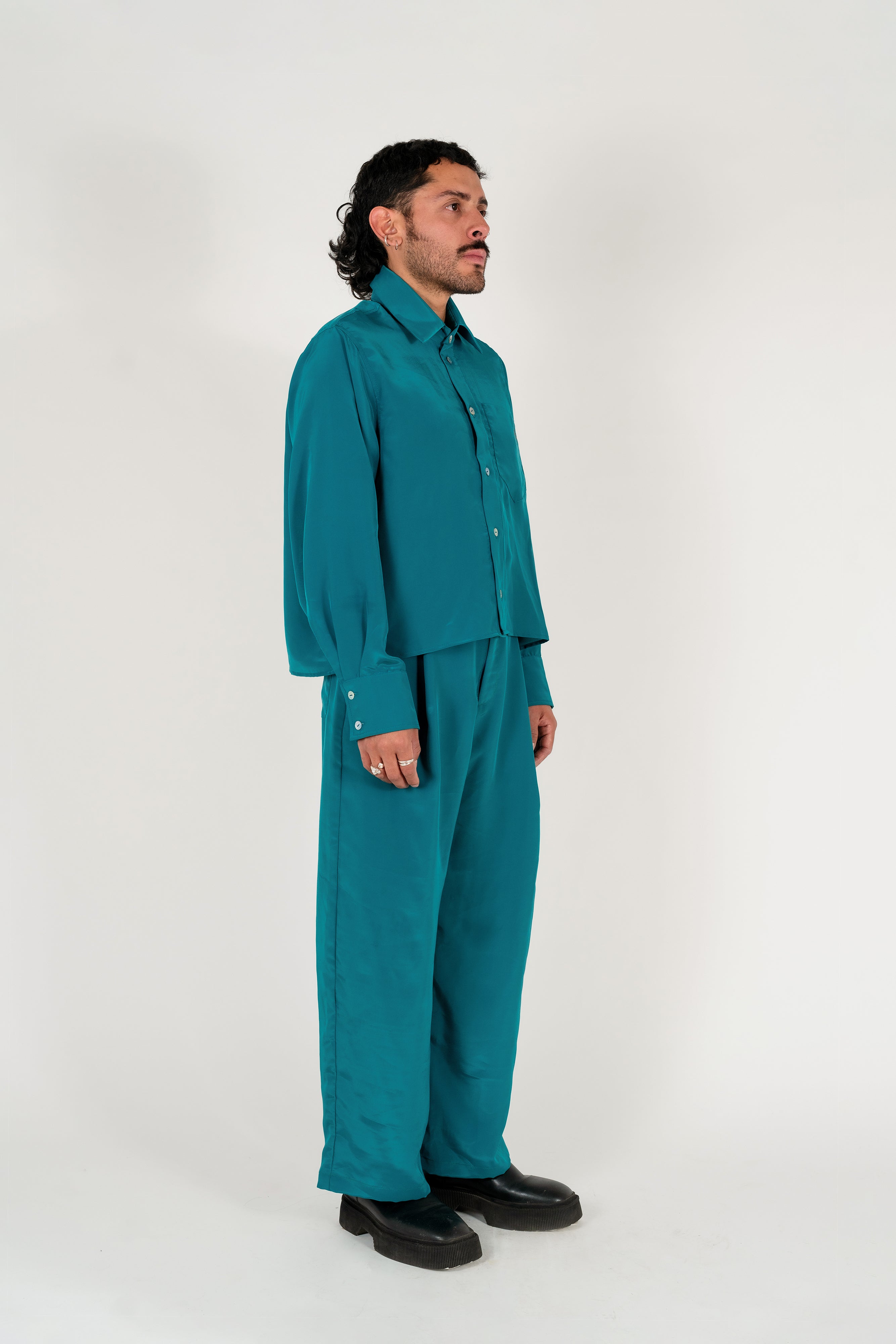 NIN_STUDIO_ECHO_SHIRT_TURQUOISE_2
