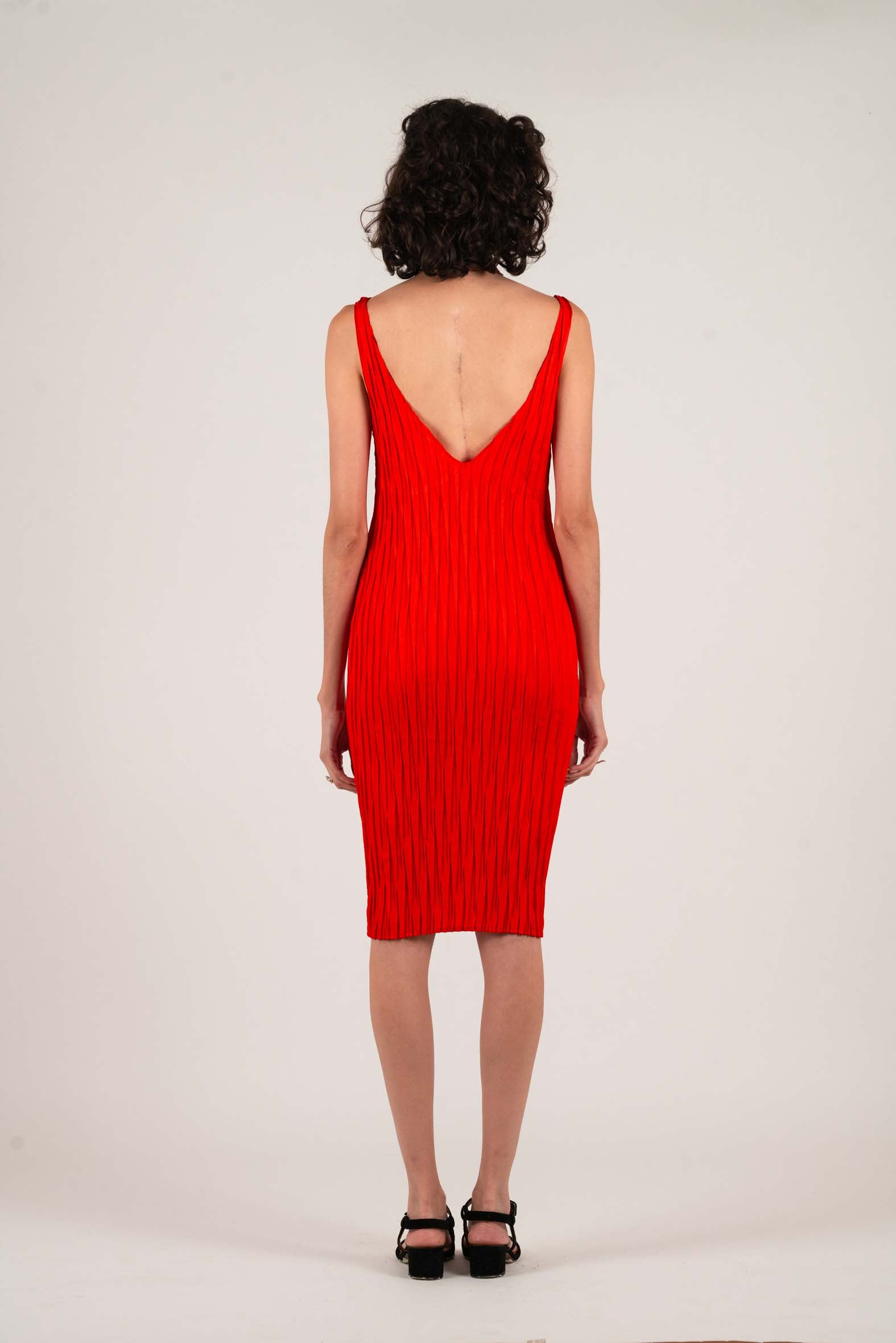 NIN STUDIO FLOATING DRESS RED 3