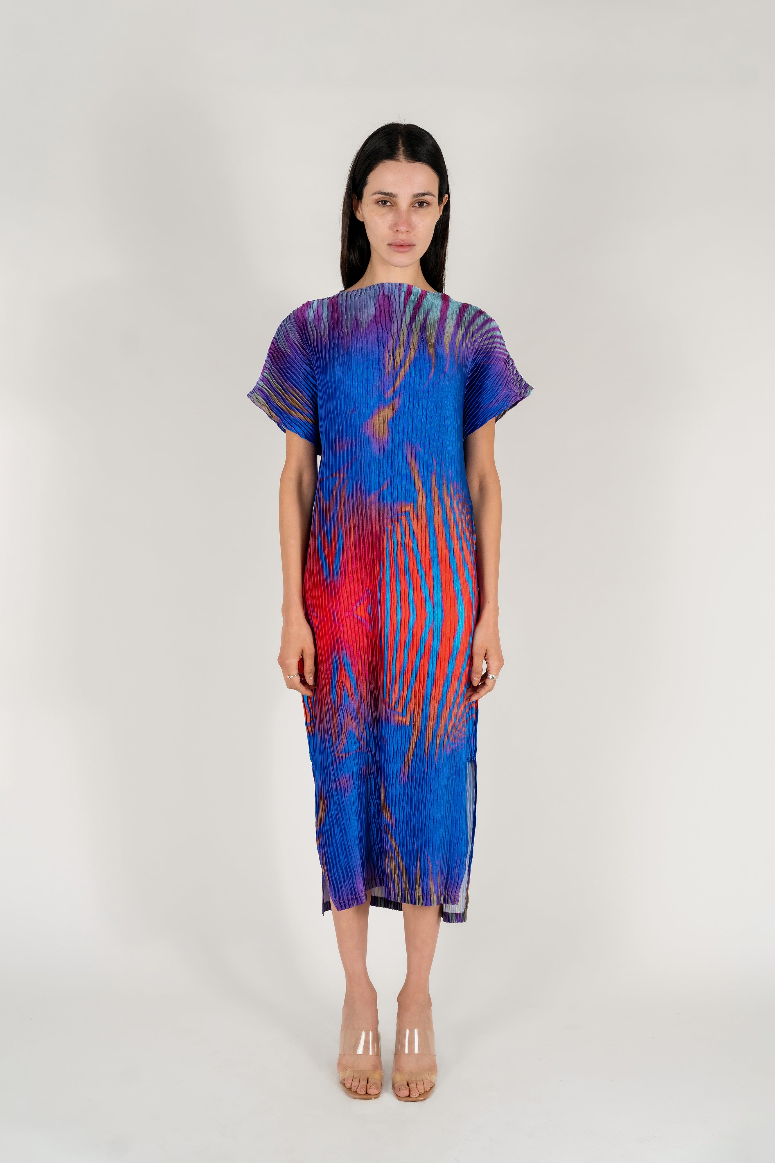 NIN_STUDIO_ORB_DRESS_AURORAL_WAVES_1