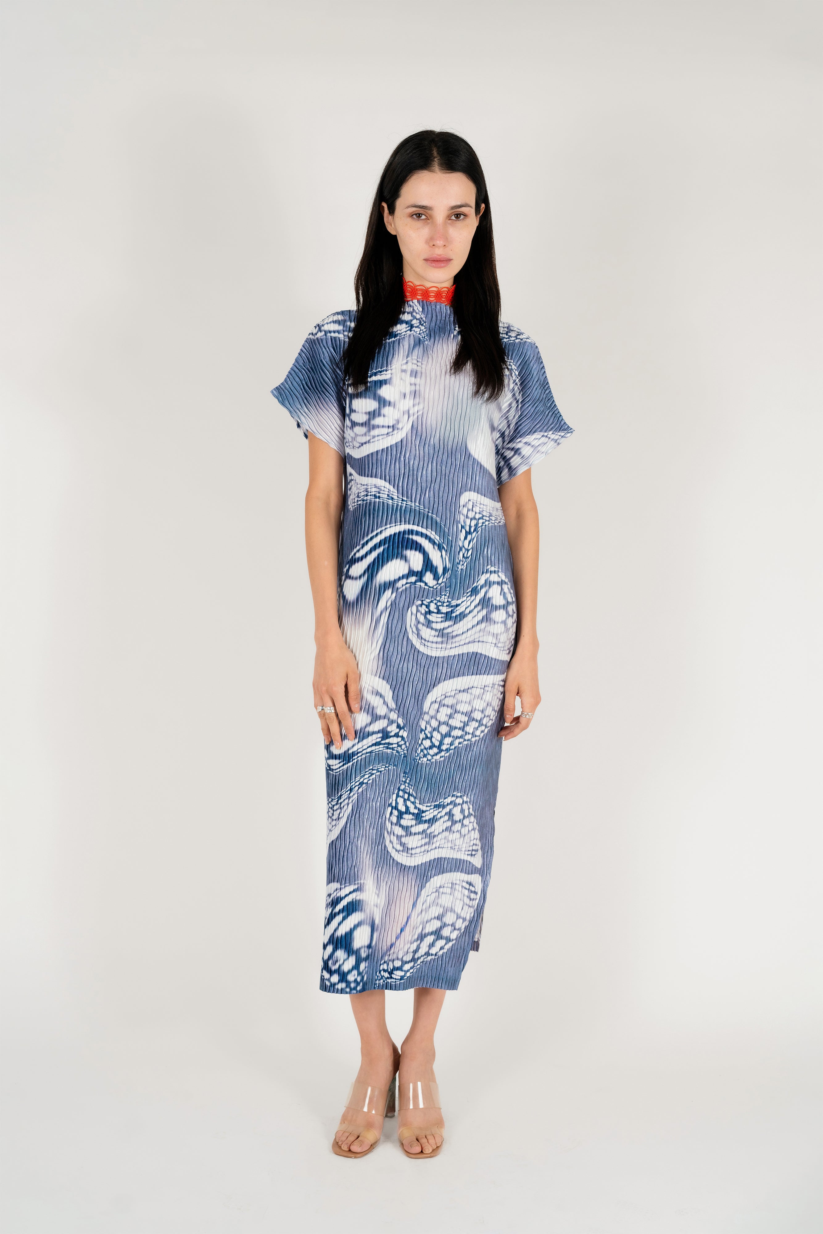 NIN_STUDIO_ORB_DRESS_STELLAR_RAYS_1