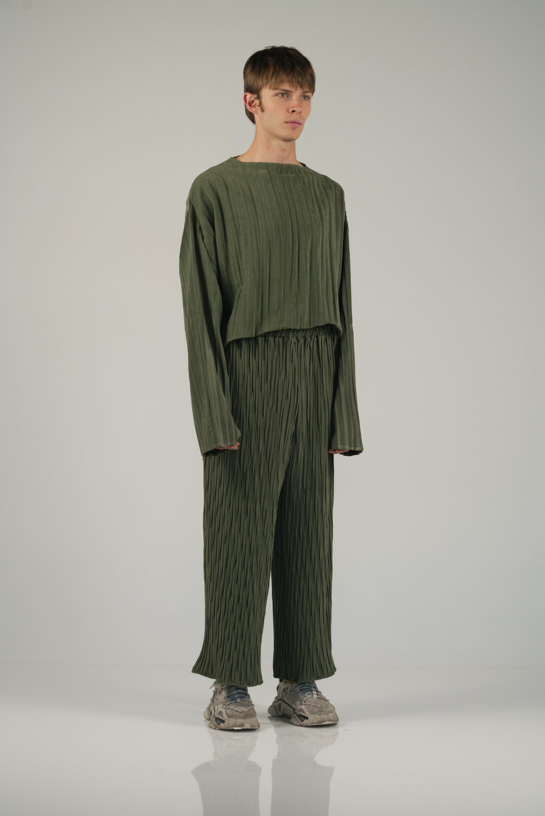 NIN STUDIO REBOUND PANT PREFALL MOSS 3