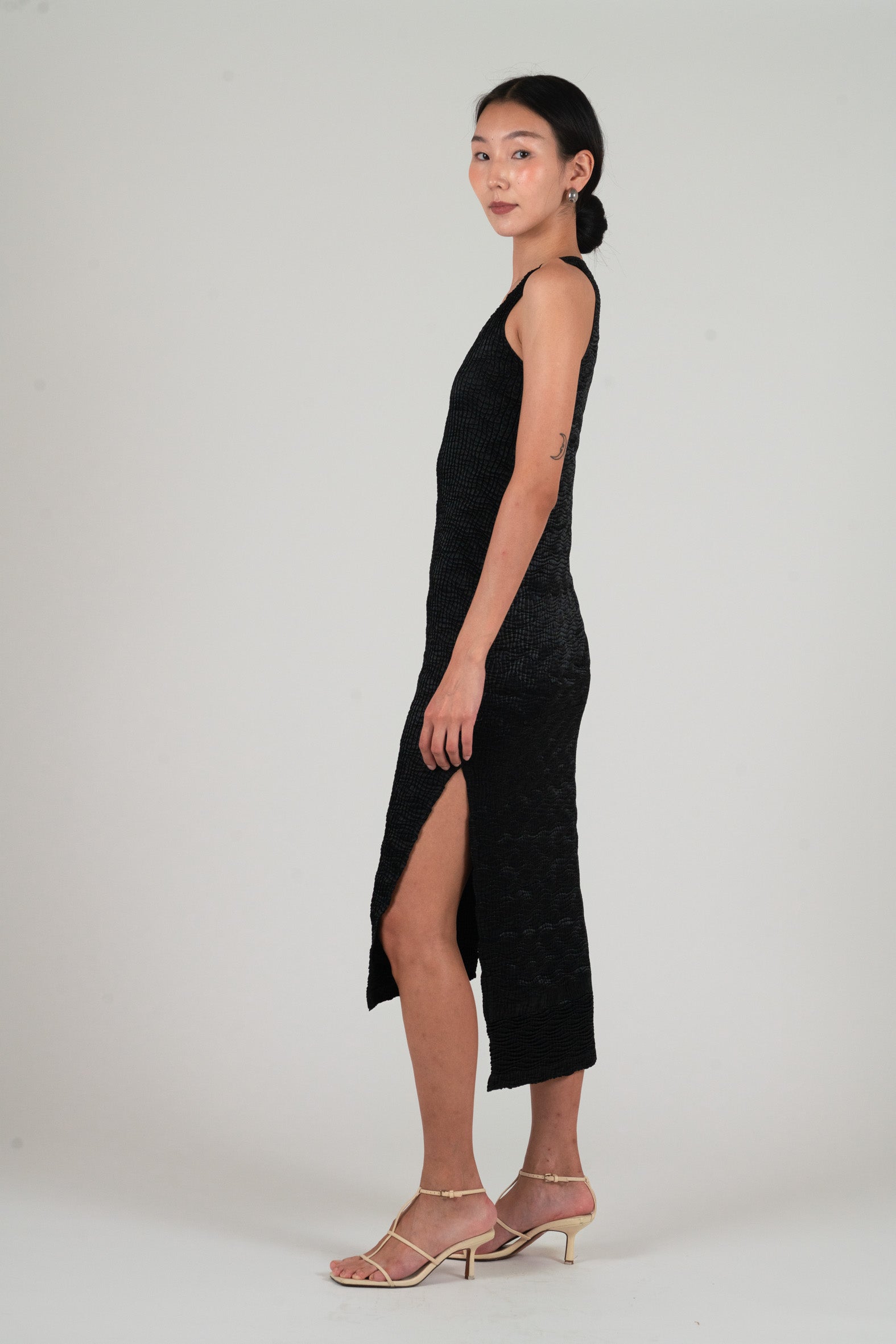 NIN STUDIO SKIN DRESS SS25 BLACK 2